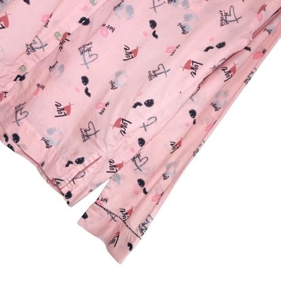 VICTORIA'S SECRET Love Graphic Pajama Top Size X-Small - Picture 2 of 7
